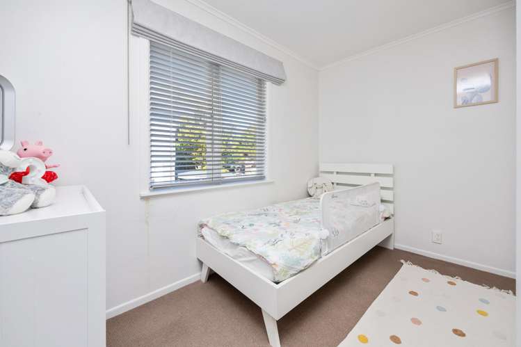 1/30 Selwyn Crescent Forrest Hill_12