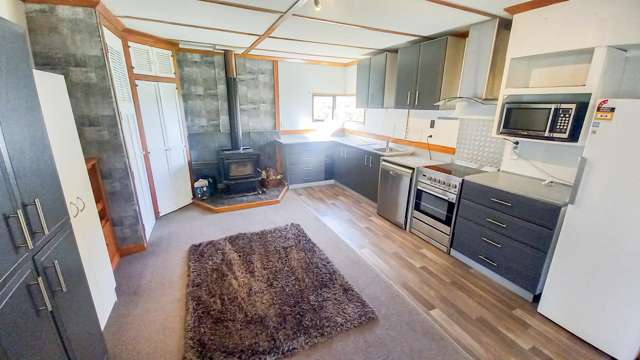 33 Clifden Highway Tuatapere_3