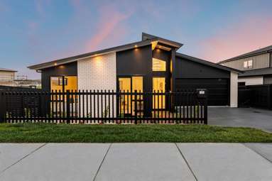 105 Skulander Crescent_2