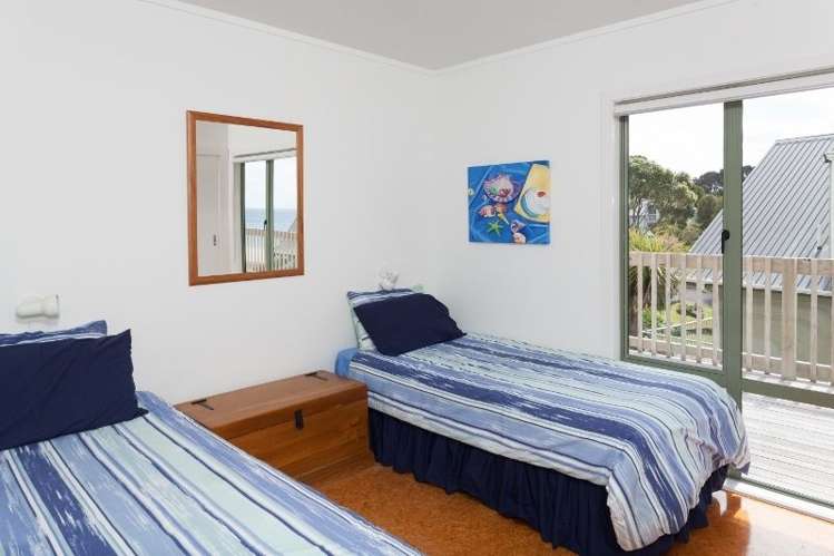 127 Bambury Place Onemana_12