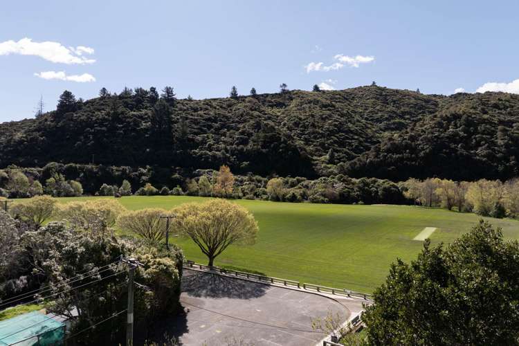89 Hine Road Wainuiomata_21