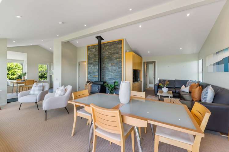 93 Field Way Waikanae Beach_9