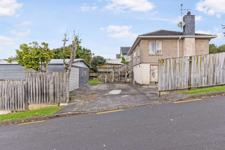 37 Kaipatiki Road Glenfield_5