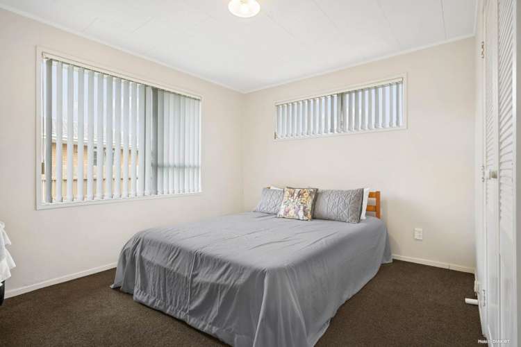 74 John Walker Drive Manurewa_4