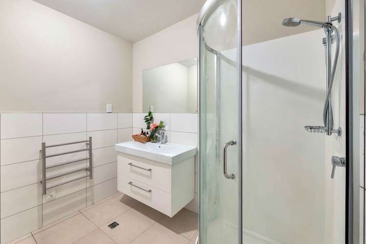 10/45a Swanson Road Henderson_22