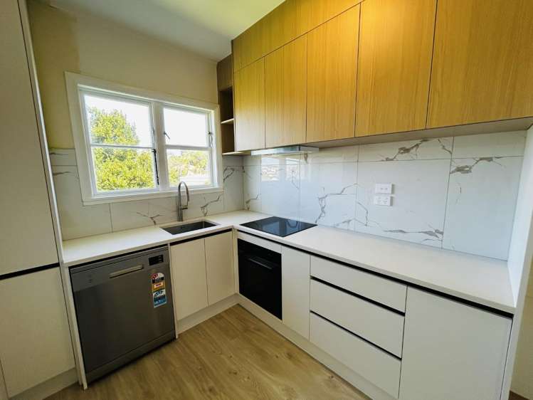 3 Rukutai Street (water included in the rent) Orakei_5