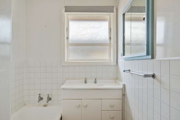 25 Burn Street Levin_13