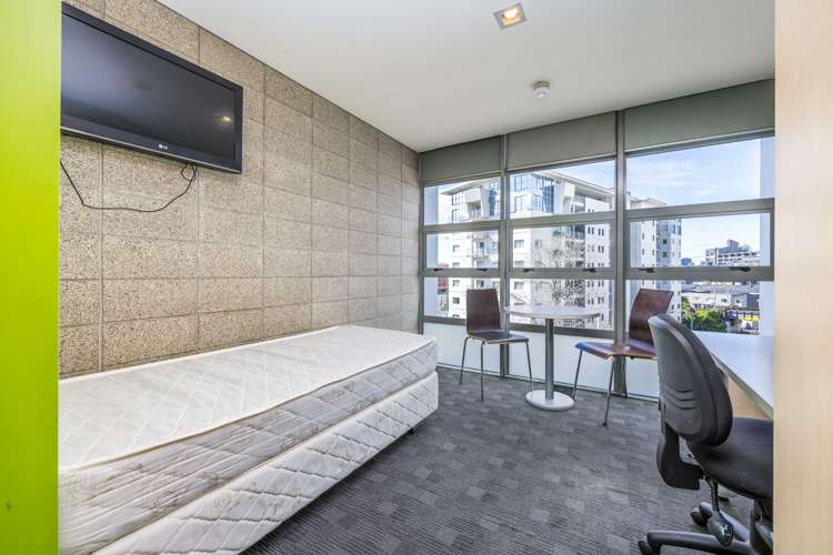 613/133 Beach Road Auckland Central_2