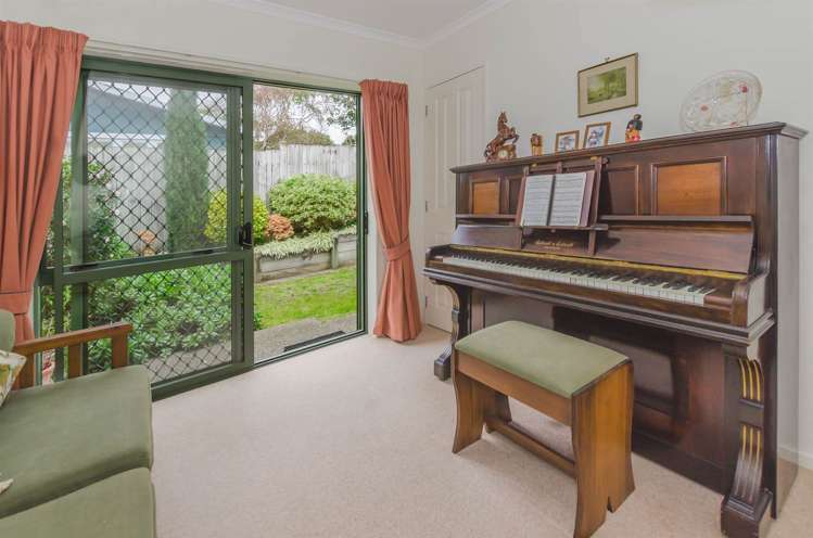 22/17 Redwood Close Paraparaumu_9