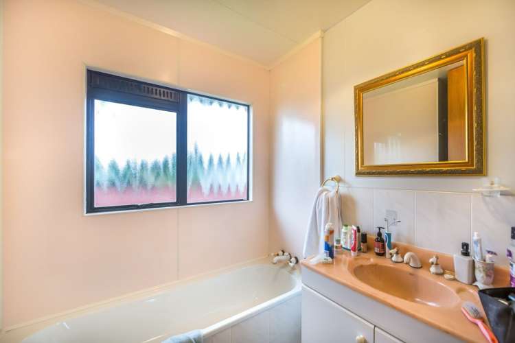 2/20 Ocean View Road Northcote_14