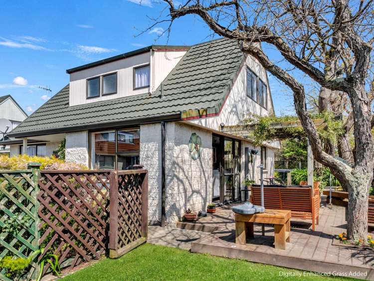 4 Charisma Court Kelvin Grove_23