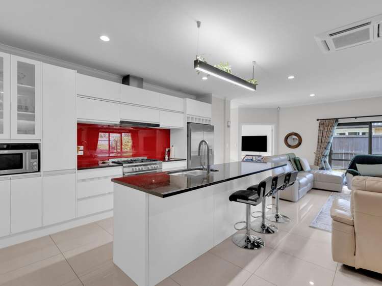 9 Aquila Crescent Rototuna North_7