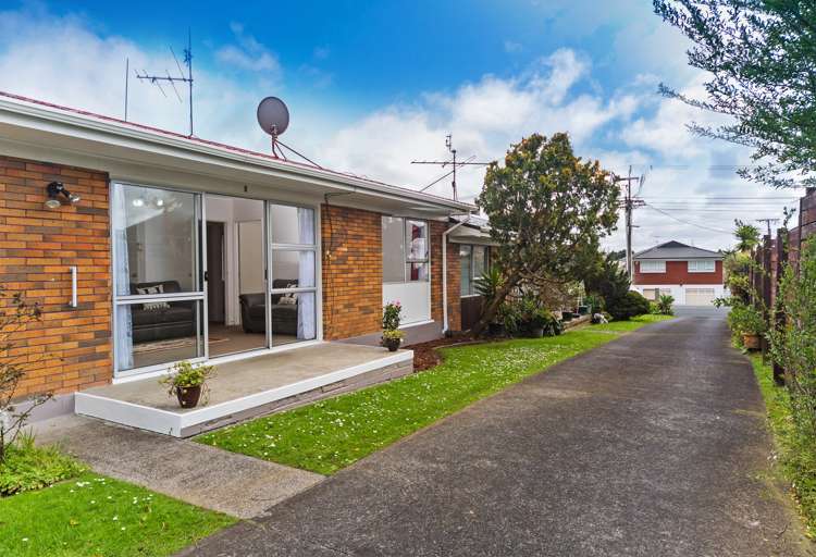 2/101 Mcleod Road Te Atatu South_17