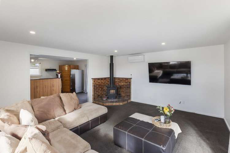 52 Chartwell Street Burwood_6