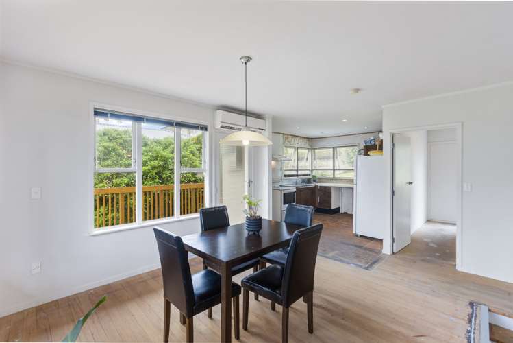 6 Hutchinsons Road Bucklands Beach_9