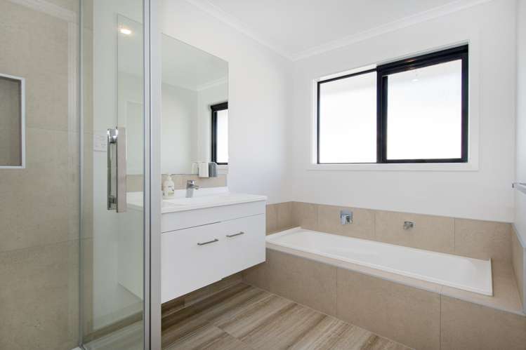 15 Cascade Crescent Tikipunga_8