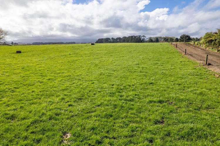 1641 Eltham Road Kaponga_13