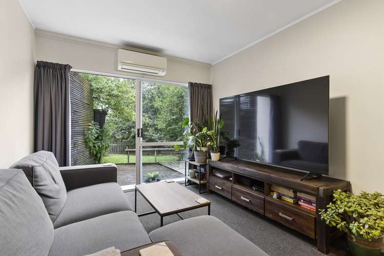 1/7 Western Springs Road Morningside_3