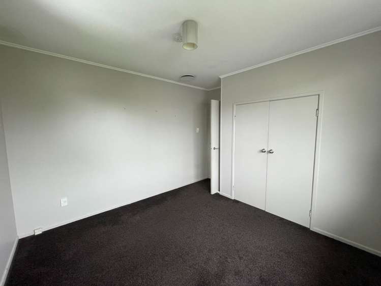 6 Burlington Place Manurewa_11