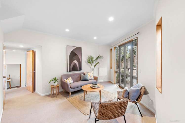2/18a Richards Avenue Forrest Hill_17