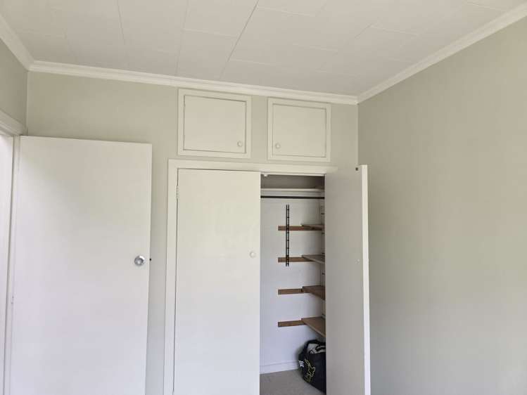 8/12 CRESCENT ROAD Epsom_12