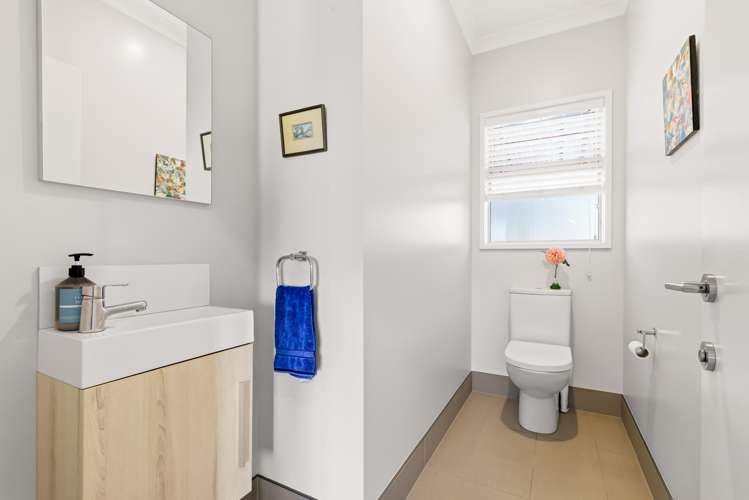 16 Botanical Heights Drive Waipahihi_13