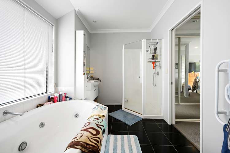 10 Somerton Drive Huntington_9