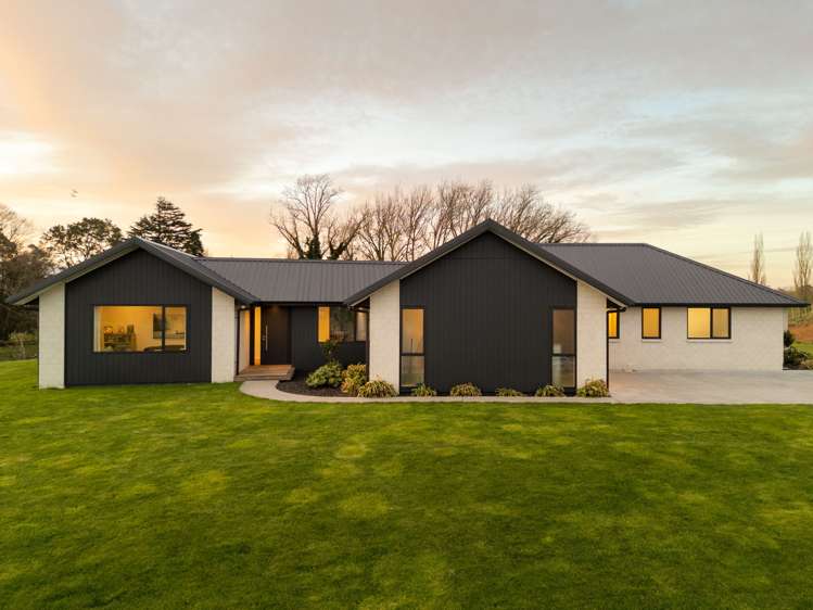 1/48 Livingstone Road Ngahinapouri_2