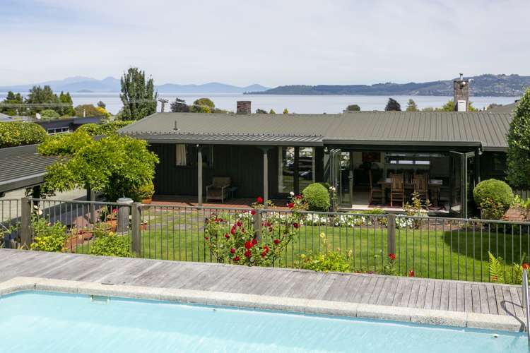 42 and 44 Gillies Avenue Taupo_24