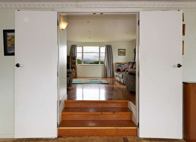 6 Deane Avenue Titirangi_5