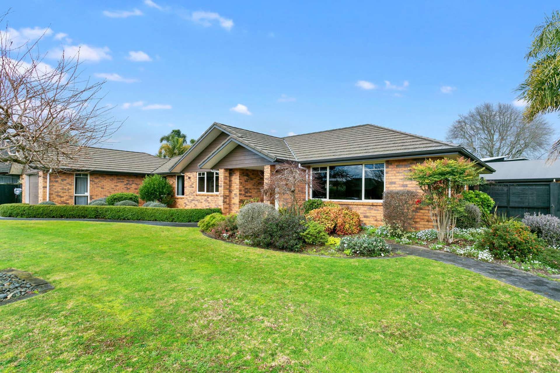 12 Cooper Crescent Cambridge_0