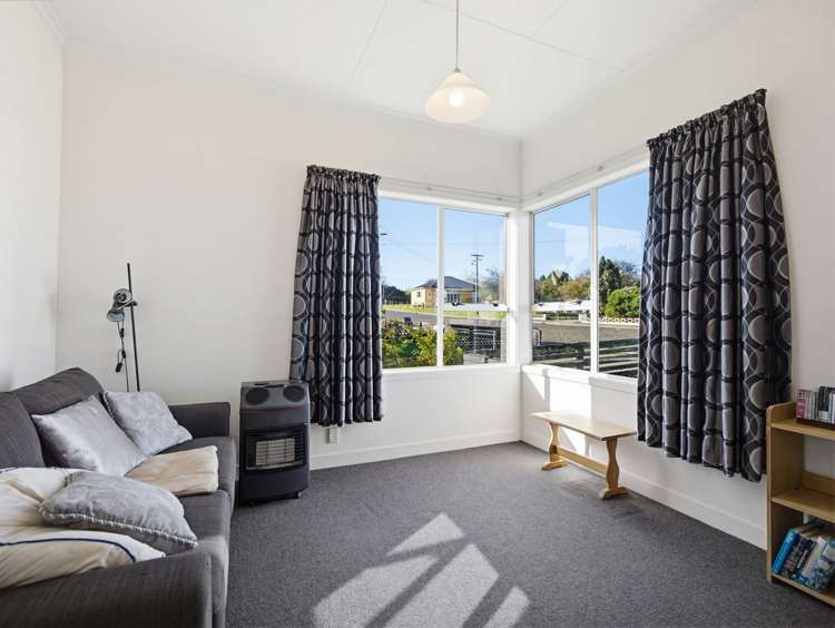 10 Keatoa Terrace Owaka_14