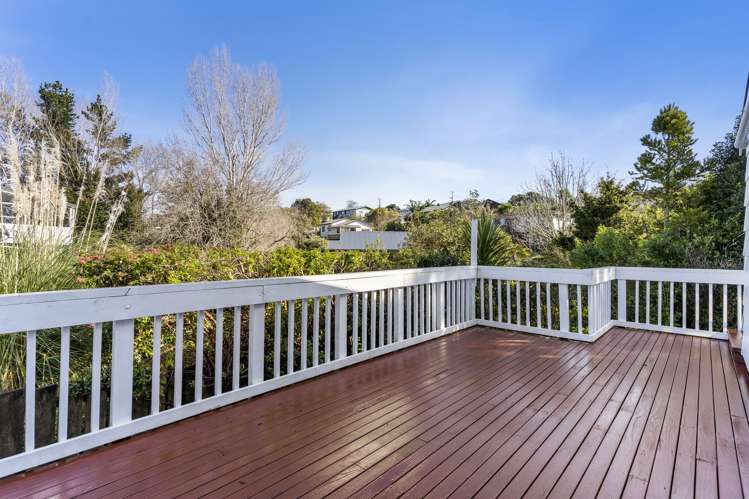 2/13 Brian Crescent Stanmore Bay_7