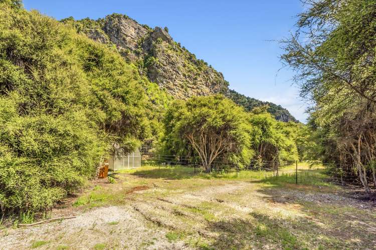 13 Ewing Place Albert Town_11