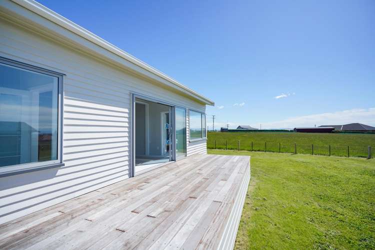 A/25 Milton Street Riverton_11