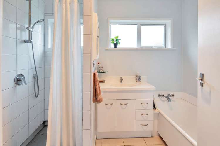 4 Seabar Place Glen Eden_13