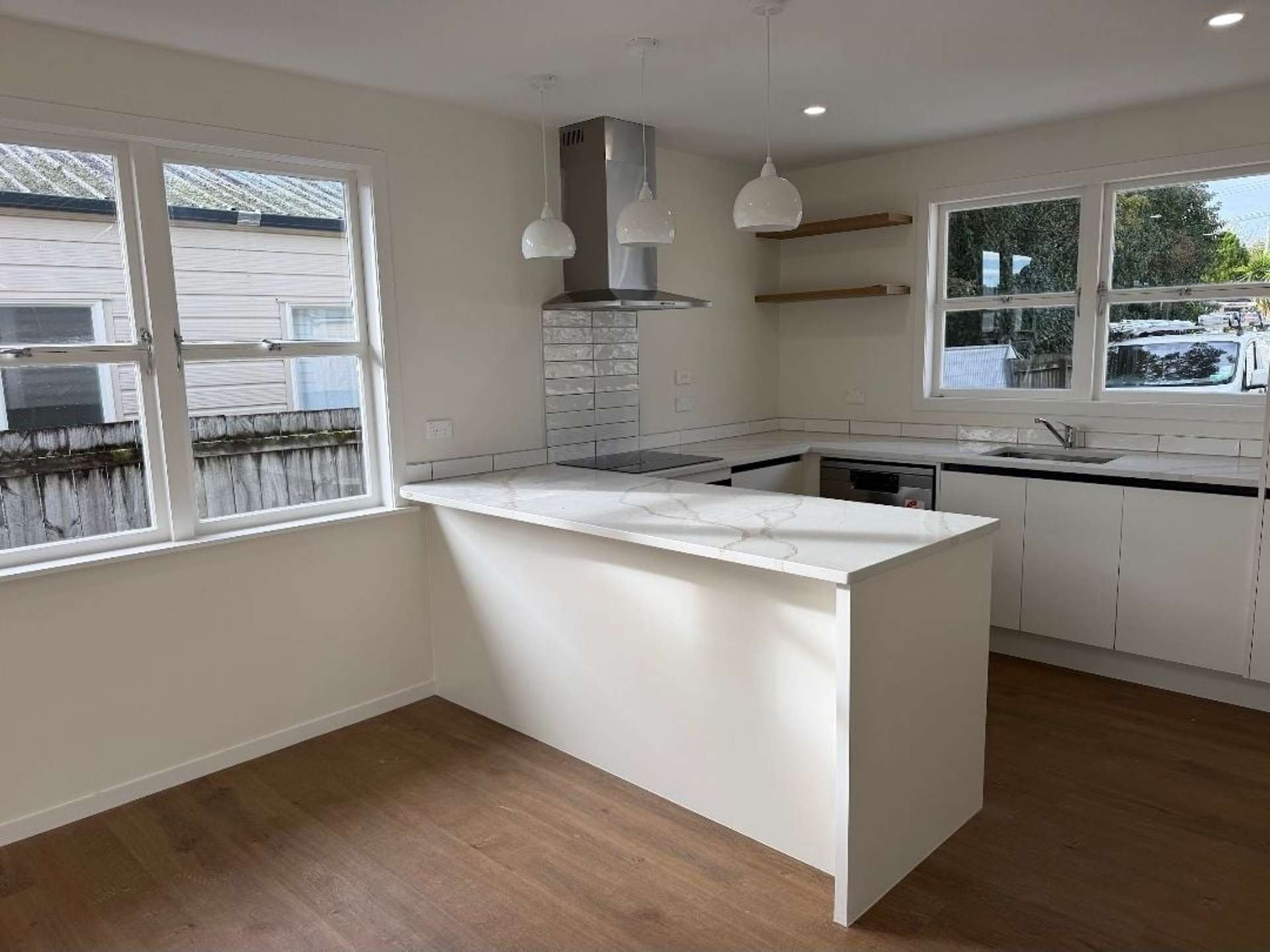 5b Levesque Street Birkdale_0