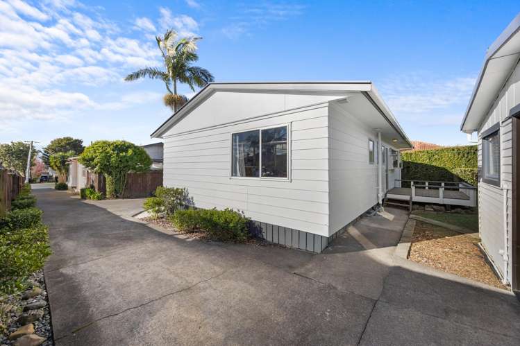 2/36 Miro Street New Lynn North_26