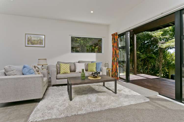 2/21 Aorangi Place Birkenhead_13