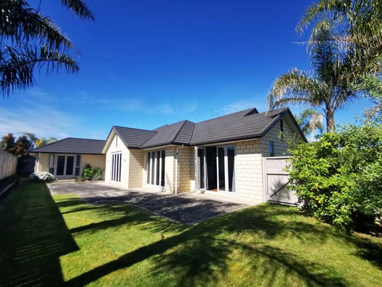 8 Tallentire Crescent Huntington_11