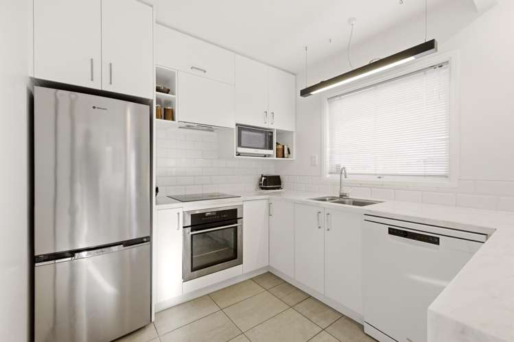 76A Memorial Avenue Ilam_4