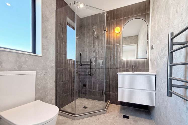Lot 2/41 La Trobe Street Pakuranga Heights_8