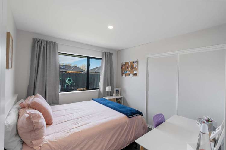 34 Russ Drive Lincoln_15