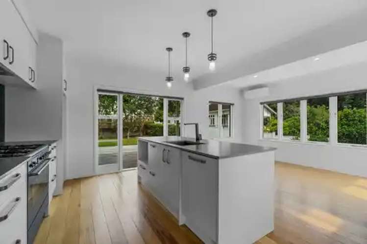 215 River Road 1055_10