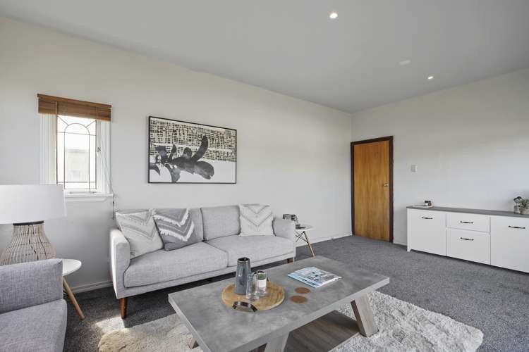 401 Pages Road Aranui_4