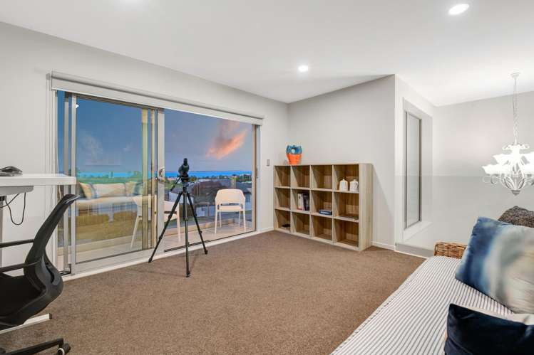 9 Ruth Craig Place Stanmore Bay_15
