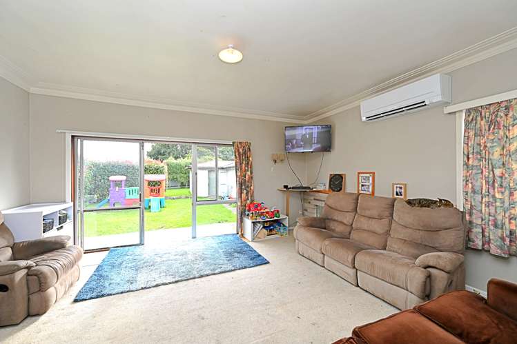 27 Menin Road Onekawa_5