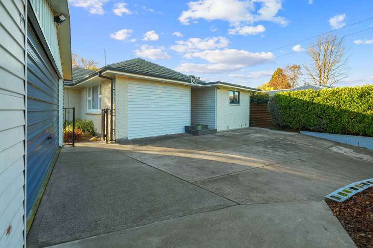 1 Cunliffe Road Redwood_32