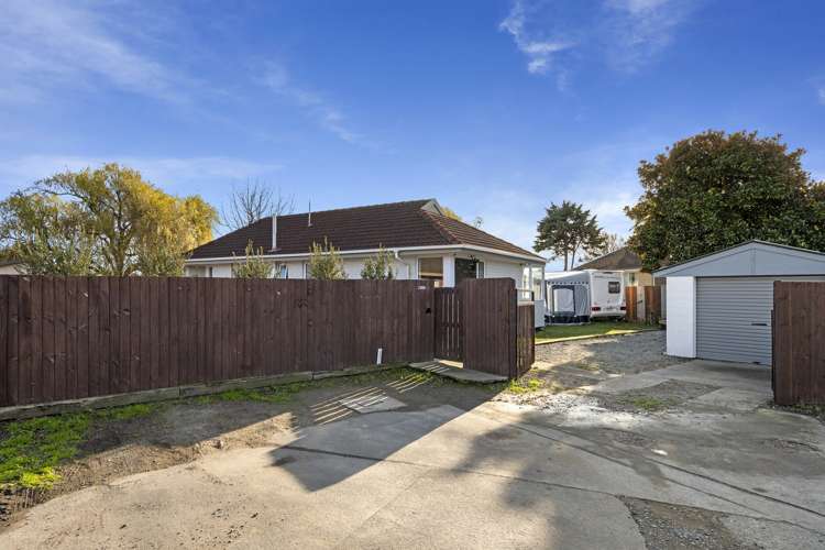 9 Fir Tree Lane Aranui_13