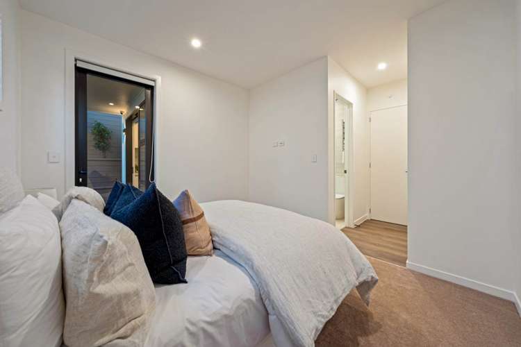 27 King George Avenue Epsom_14